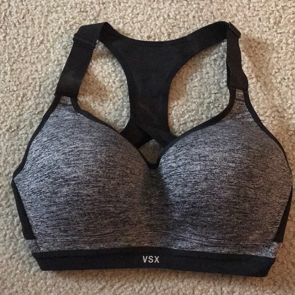 womens nike bra